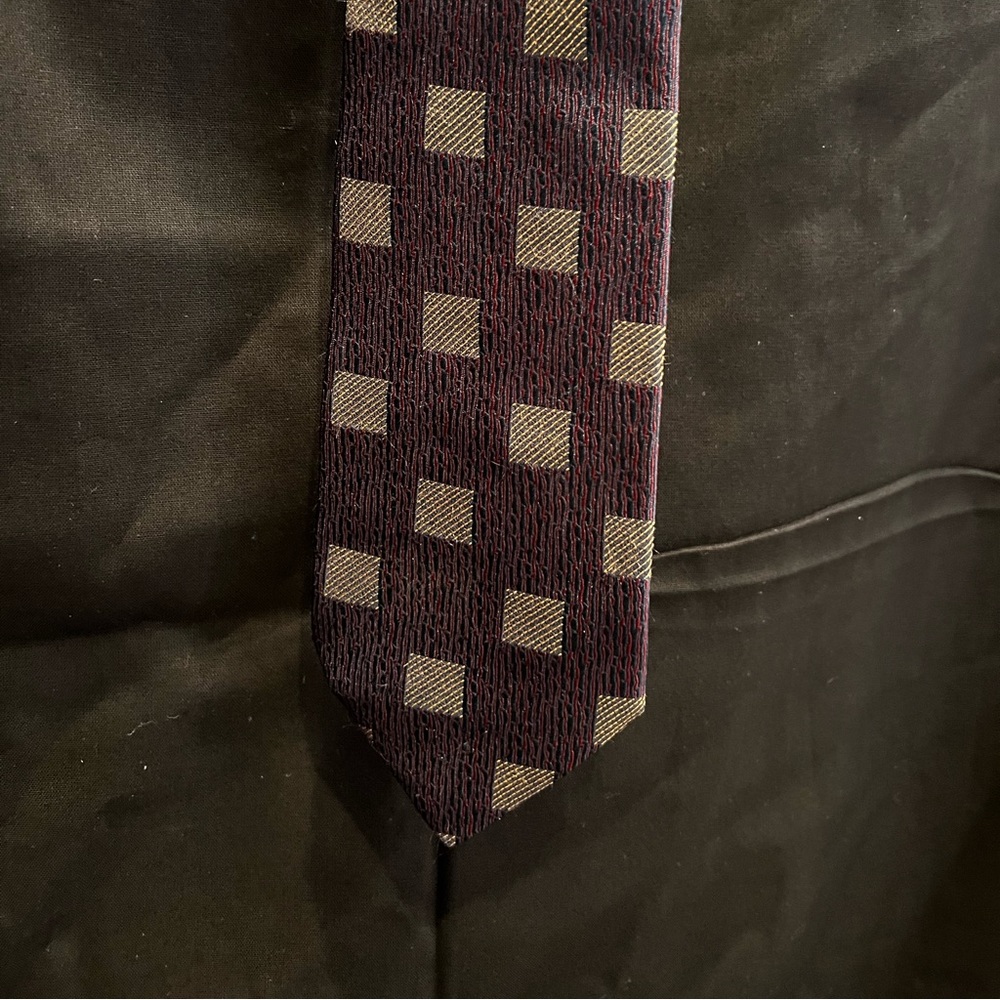 Ermenegildo Zegna Silk Maroon Tie NWOT